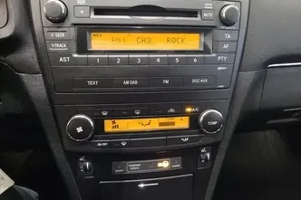 Toyota Avensis, 1.6, 97 kW, petrol, manual, front-wheel drive