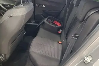 Peugeot 2008, electric, automatic, front-wheel drive