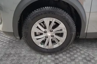 Peugeot 2008, electric, automatic, front-wheel drive