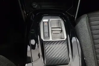 Peugeot 2008, electric, automatic, front-wheel drive