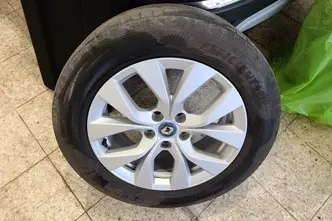 Renault Captur, 1.6, 68 kW, pistikhübriid, automaat, esivedu