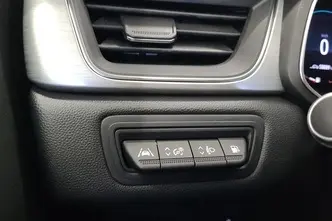 Renault Captur, 1.6, 68 kW, pistikhübriid, automaat, esivedu