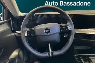 Opel Astra, 1.2, 96 kW, бензин, автомат, передний привод