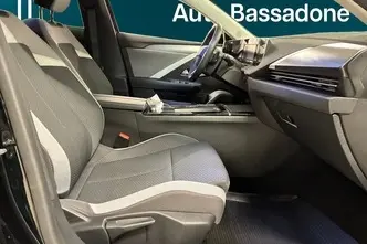 Opel Astra, 1.2, 96 kW, petrol, automatic, front-wheel drive