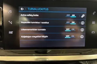 Peugeot 208, 1.2, 74 kW, бензин, автомат, передний привод