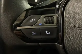 Peugeot 208, 1.2, 74 kW, бензин, автомат, передний привод