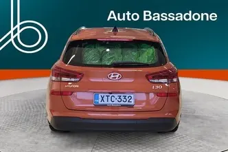 Hyundai i30, 1.5, 70 kW, petrol, manual, front-wheel drive