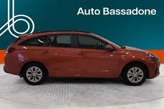 Hyundai i30, 1.5, 70 kW, petrol, manual, front-wheel drive