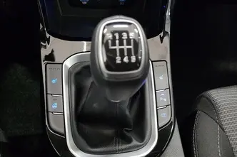 Hyundai i30, 1.5, 70 kW, petrol, manual, front-wheel drive