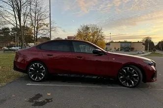 BMW i5, 442 kW, elekter, automaat, nelikvedu