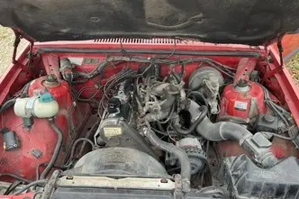 Volvo 740, 2.3, 85 kW, bensiin, manuaal, tagavedu