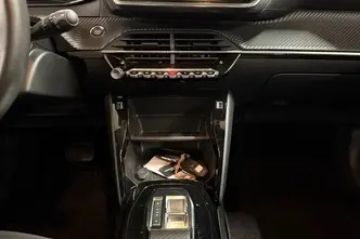 Peugeot 2008, electric, automatic, front-wheel drive