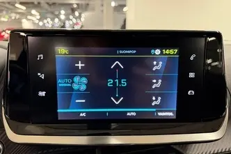 Peugeot 2008, electric, automatic, front-wheel drive