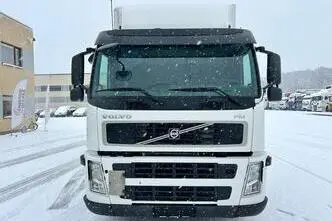Volvo FM300, 9.4, 226 kW, diesel, automatic, rear-wheel drive