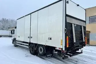 Volvo FM300, 9.4, 226 kW, diesel, automatic, rear-wheel drive