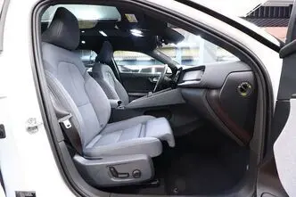 Polestar 2, 160 kW, electric, automatic, four-wheel drive