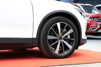 Polestar 2, 160 kW, electric, automatic, four-wheel drive