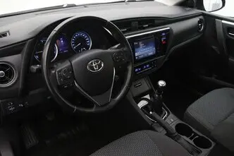 Toyota Corolla, 1.6, 97 kW, petrol, manual, front-wheel drive