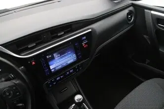 Toyota Corolla, 1.6, 97 kW, petrol, manual, front-wheel drive