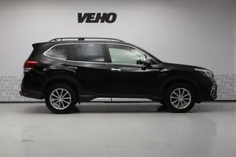 Subaru Forester, 2.0, 110 kW, hybrid, automatic, four-wheel drive