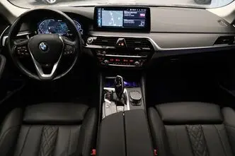 BMW 530, 2.0, 215 kW, plug-in hybrid, automatic, four-wheel drive