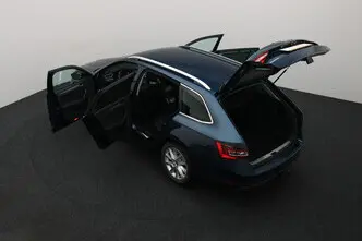 Škoda Superb, 1.6, 88 kW, diesel, automatic, front-wheel drive