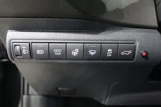 Toyota Corolla, 1.8, 72 kW, hybrid, automatic, front-wheel drive