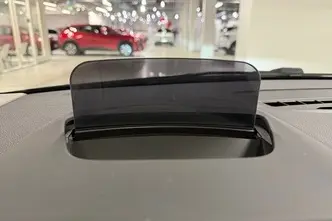 BMW 216, 1.5, 80 kW, bensiin, manuaal, esivedu