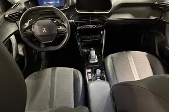 Peugeot 2008, 1.2, 96 kW, petrol, automatic, front-wheel drive