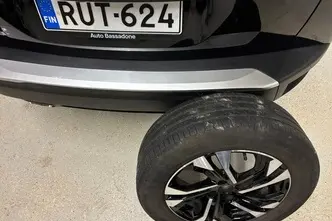 Peugeot 2008, 1.2, 96 kW, petrol, automatic, front-wheel drive