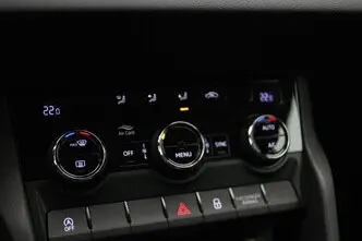 Škoda Karoq, 1.5, 110 kW, бензин, автомат, передний привод