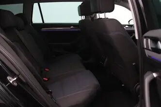 Volkswagen Passat, 1.4, 115 kW, plug-in hybrid, automatic, front-wheel drive