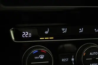 Volkswagen Passat, 1.4, 115 kW, plug-in hybrid, automatic, front-wheel drive