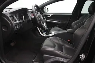 Volvo V60, 2.4, 162 kW, plug-in hybrid, automatic, four-wheel drive