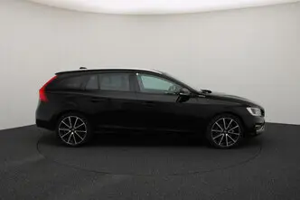 Volvo V60, 2.4, 162 kW, plug-in hybrid, automatic, four-wheel drive