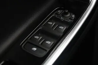 Volvo V60, 2.4, 162 kW, plug-in hybrid, automatic, four-wheel drive