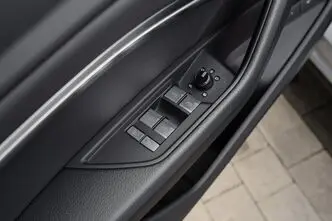 Audi e-tron, 0.1, 300 kW, diesel, automatic, four-wheel drive