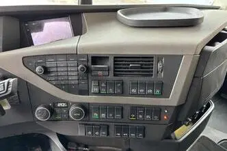 Volvo FH 16  750HP, 552 kW, diesel, automatic