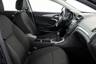 Opel Insignia, 2.0, 81 kW, diesel, manual, front-wheel drive