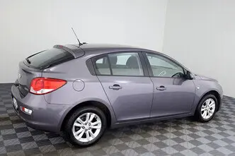 Chevrolet Cruze, 1.6, 91 kW, petrol, manual, front-wheel drive