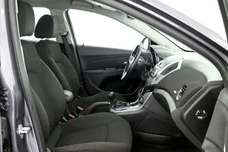 Chevrolet Cruze, 1.6, 91 kW, petrol, manual, front-wheel drive