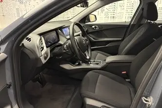 BMW 118, 1.5, 100 kW, бензин, автомат, передний привод