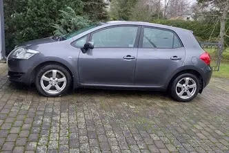 Toyota Auris, 1.6, 91 kW, bensiin, manuaal, esivedu