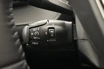 Peugeot 2008, 114 kW, elekter, automaat, esivedu