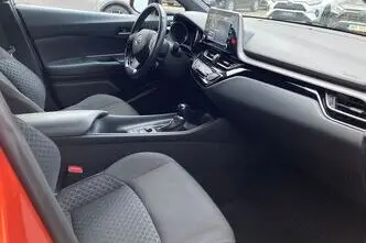 Toyota C-HR, 1.8, 72 kW, hübriid, automaat, esivedu