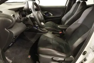 Toyota Yaris, 1.5, 68 kW, hübriid, automaat, esivedu