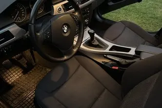 BMW 318, 2.0, 105 kW, diisel, manuaal, tagavedu