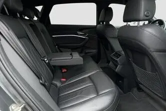 Audi e-tron, 158 kW, elekter, automaat, nelikvedu