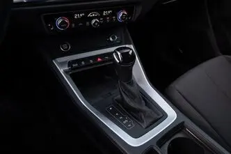 Audi Q3, 1.5, 110 kW, bensiin, automaat, esivedu