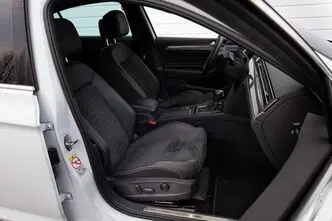 Volkswagen Passat, 2.0, 140 kW, bensiin, automaat, esivedu